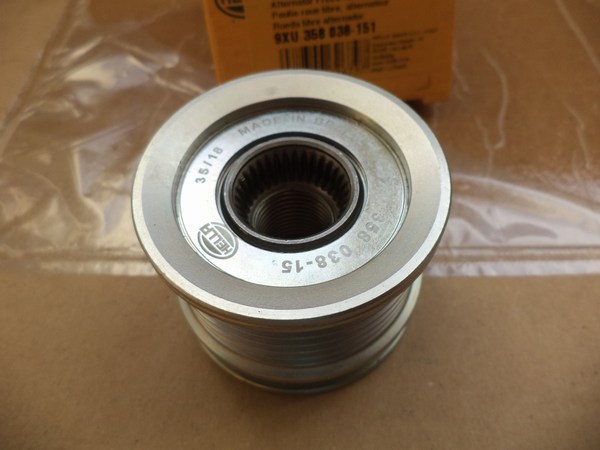 n°he329 poulie alternateur mercedes W202 W210 W638 sprinter 9xu358038151 hella neuve DPA86