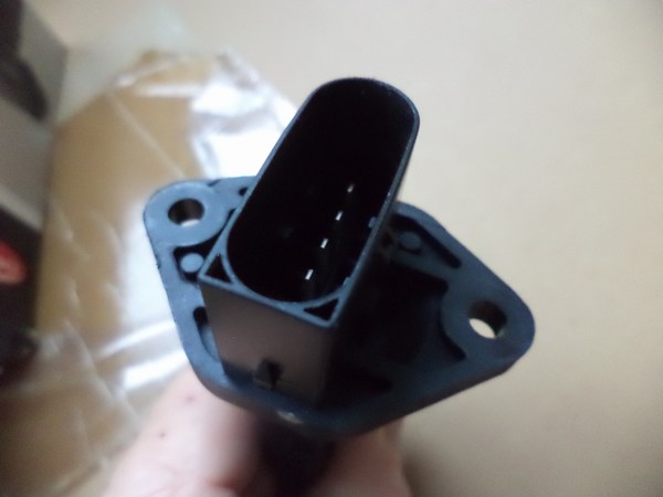 n°he341 debitmetre bmw e36 e46 e85 e60 e61 e81 e90 e87 DELPHI AF1023312B1 neuf DPA86