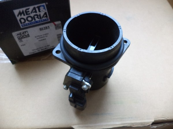 n°he343 debitmetre citroen berlingo c4 jumpy c3 c5 ds3 ds4 1.6 hdi 86283 meat doria neuf DPA86