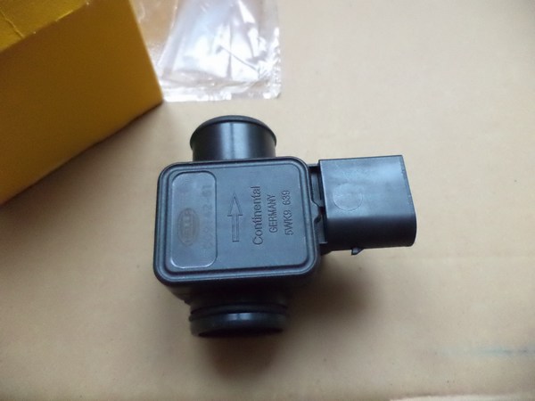 n°he346 debitmetre BMW M5 M6 e60 e61 e63 e64 8gt009142611 hella neuf DPA86