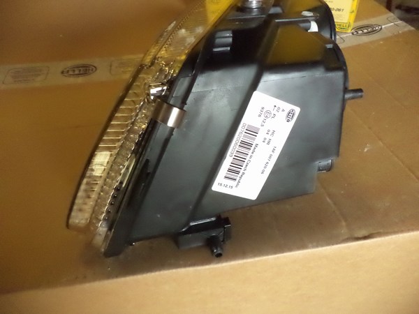 n°he353 phare droit VW passat B5 1af007620061 hella neuf H7 / H1 n°he353 phare droit VW passat B5 1af007620061 hella neuf H7 / H1 DPA86