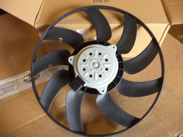 n°he355 ventilateur moteur audi a4 a5 a6 a7 q5 macan 8ew351044351 hella neuf DPA86