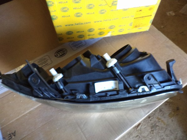 n°he360 phare droit opel omega B xenon hella 1el007950281 neuf DPA86