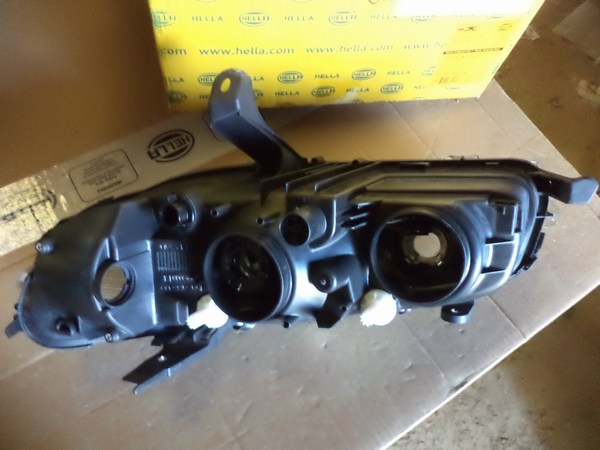n°he360 phare droit opel omega B xenon hella 1el007950281 neuf DPA86