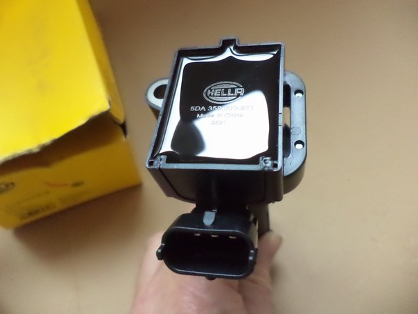 n°he372 bobine toyota corolla E110 5da358000921 hella neuve DPA86