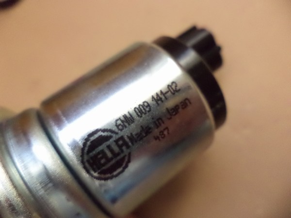 n°he402 regulateur ralenti ford escort fiesta Ka focus 6nw009141021 hella neuf DPA86