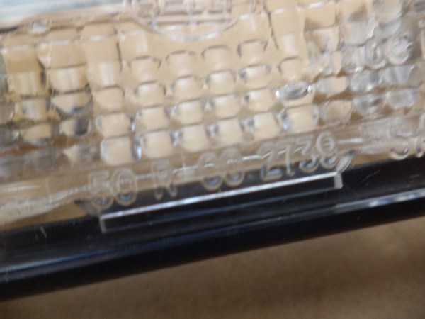 n°he408 eclairage plaque BMW E30 E36 E28 E24 E23 2ka004331031 hella neuf DPA86