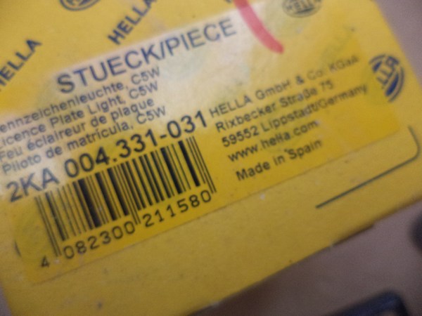 n°he408 eclairage plaque BMW E30 E36 E28 E24 E23 2ka004331031 hella neuf DPA86