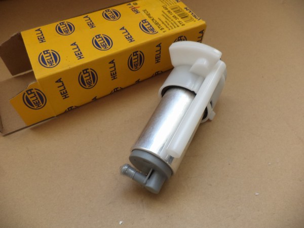 n°he400 lot repetiteur vw golf 3 vento 9el144431001 hella neuf DPA86