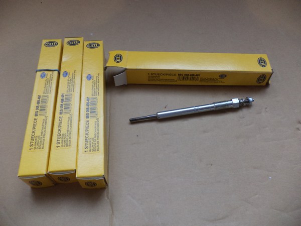 n°he407 pompe essence mazda 626 hyundai coupé accent 8tf358106761 hella neuve DPA86
