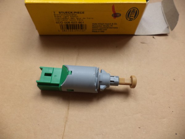 n°he445 capteur regime renault master trafic clio twingo duster 6pu009145211 hella neuf DPA86