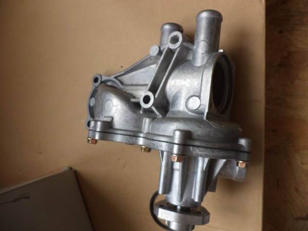 n°he441 pompe eau VW iltis scirocco corrado golf transporter t3 t4 8mp376800051 hella neuve DPA86