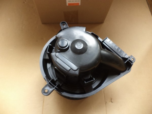 n°he443 pulseur mercedes classe V vito 8ew351304041 hella neuf DPA86