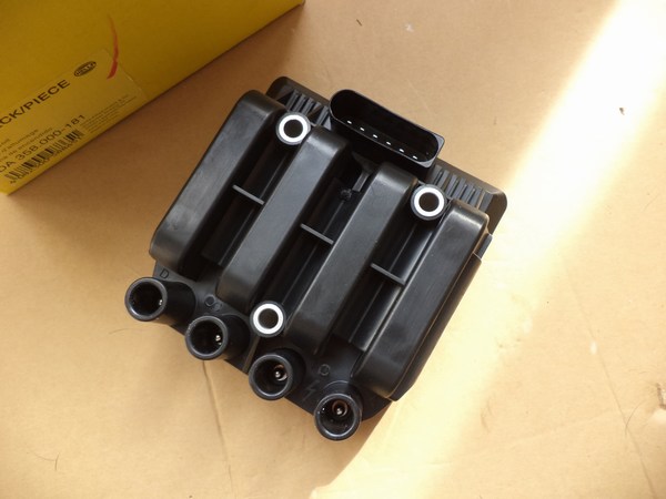n°he448 bobine allumage VW golf 4 new beetle touran octavia 5da358000181 helle neuve DPA86