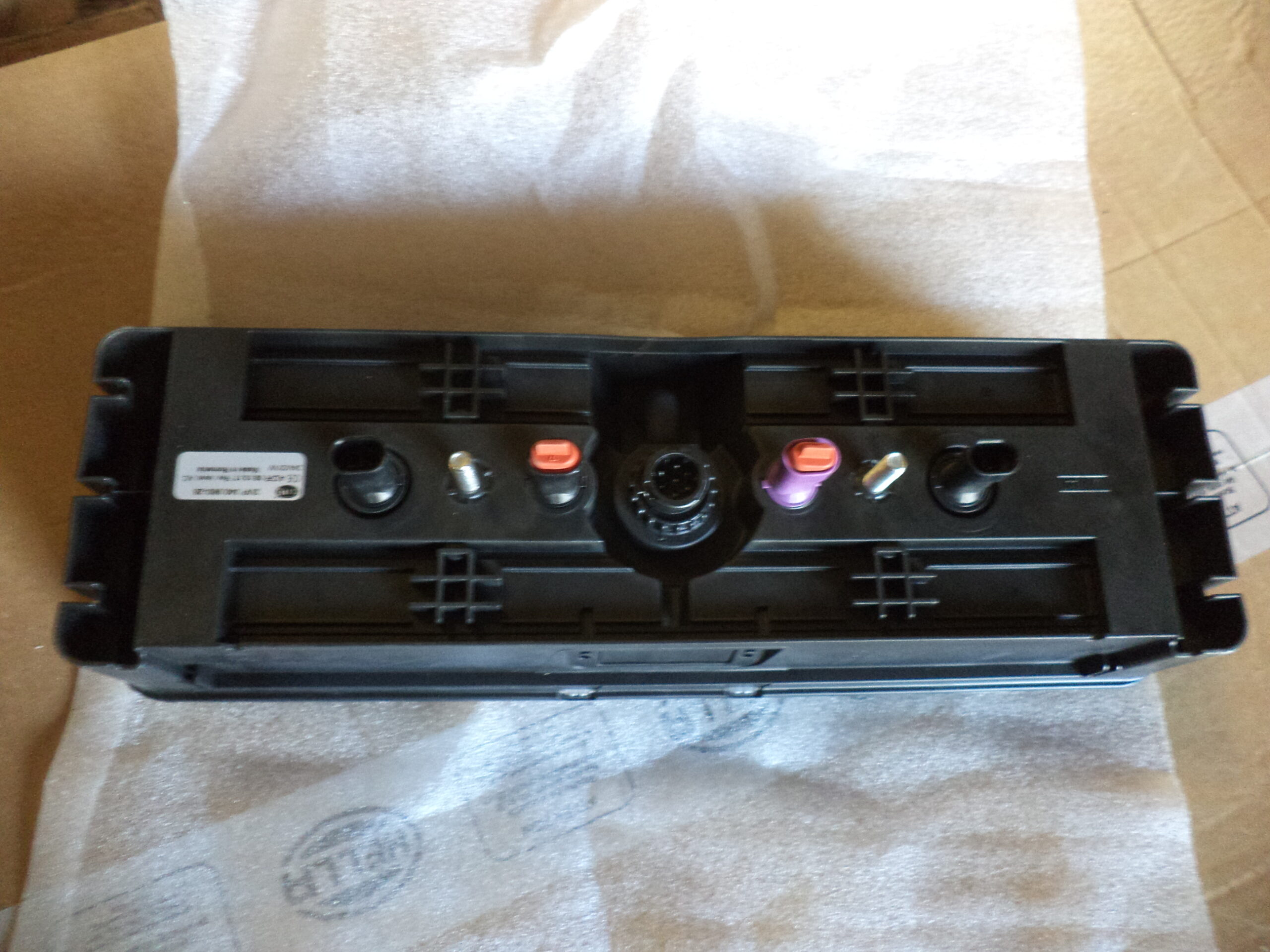 n°he562 feu droit LED poids lourd remorque 2vp340960281 hella neuf DPA86