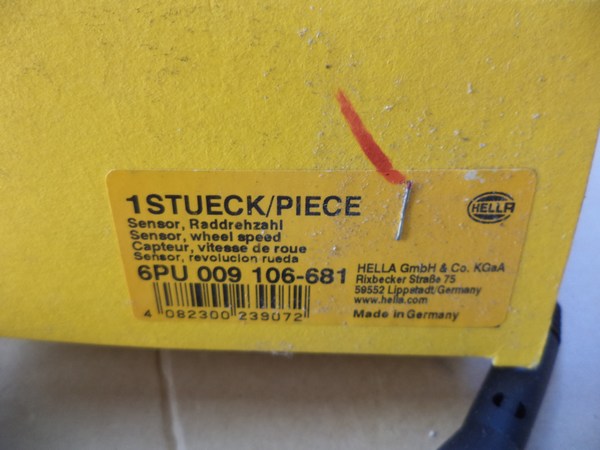 n°he466 capteur ABS avant frod focus MK1 6pu009106681 hella neuf DPA86