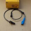n°he468 capteur ABS arriere citroen c2 c3 peugeot 1007 6pu009106811 hella neuf n°he468 capteur ABS arriere citroen c2 c3 peugeot 1007 6pu009106811 hella neuf DPA86