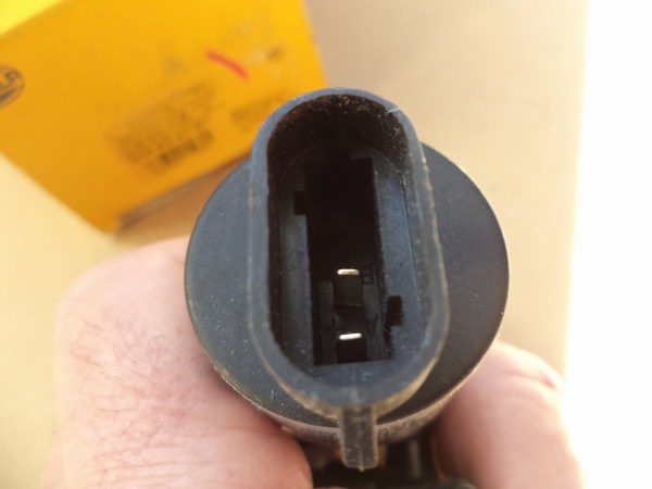 n°he476 pompe lave glace renault clio twingo megane kangoo 8tw006847011 hella neuve n°he476 pompe lave glace renault clio twingo megane kangoo 8tw006847011 hella neuve DPA86