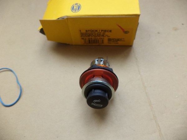 n°he502 allume cigare universel 12V 8ez008021041 hella neuf DPA86