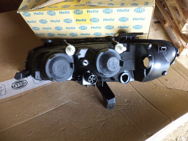 n°he505 phare droit opel omega B 1el009020221 hella neuf DPA86