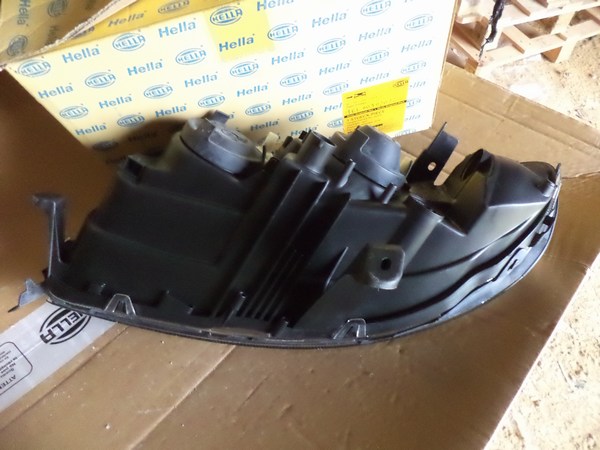 n°he505 phare droit opel omega B 1el009020221 hella neuf DPA86