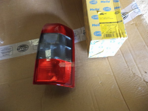 n°he507 feu gauche opel omega B break caravan 9el143579021 hella neuf DPA86