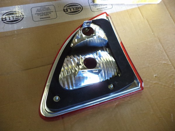 n°he512 feu gauche ford galaxy 9el964479011 hella neuf DPA86
