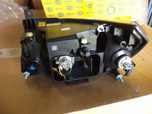 n°he520 phare droit ford transit mk5 1eg354024021 hella neuf DPA86