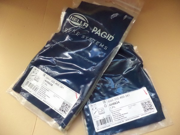 n°he533 lot flexible frein avant jumper boxer ducato 8ah355468801 ah6880 hella neuf DPA86