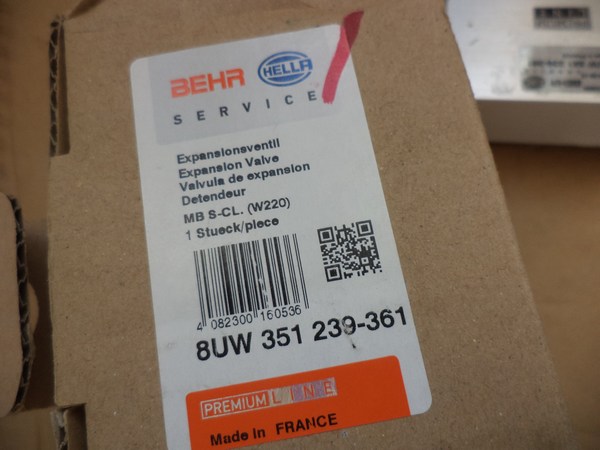 n°he554 detendeur climatisation mercedes classe G SLK classe S C viano 8uw351239361 hella neuf DPA86