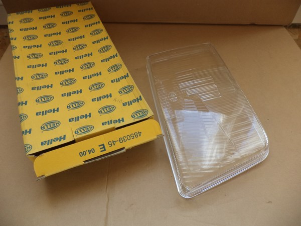 n°he555 glace phare droit audi 100 C4 1990 1994 9es137170001 hella neuve 302137170 n°he555 glace phare droit audi 100 C4 1990 1994 9es137170001 hella neuve 302137170 DPA86