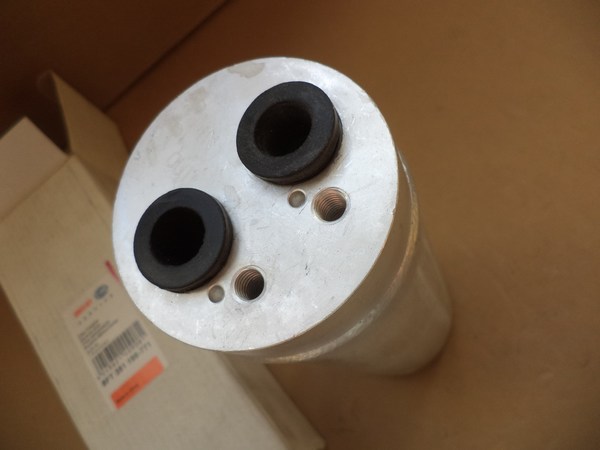 n°he556 filtre deshydrateur audi A4 A6 R8 seat EXEO 8ft351198771 hella neuf DPA86