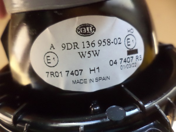 n°he564 Réflecteur phare BMW E30 E32 E34 9dr136958021 hella neuf DPA86