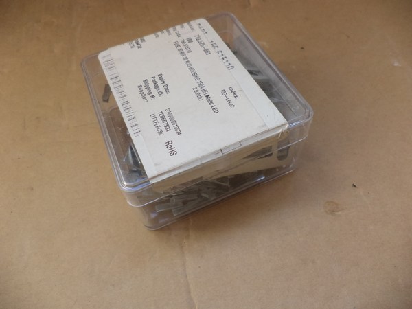 n°he573 100 x fusibles lame 150A hella 8js713575061 neuf DPA86