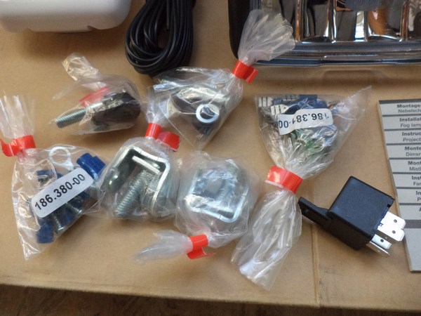 n°he576 kit antibrouillard comet f 450 hella neuf 1nb010951831 DPA86