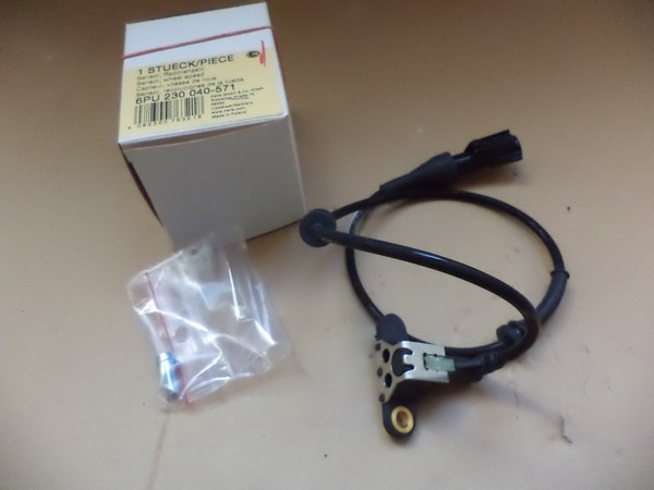 n°he575 capteur ABS avant ford taurus hella neuf 6pu230040381 DPA86