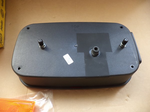 n°he594 feu arriere gauche remorque 12V 2va998232291 hella neuf 994352xx n°he594 feu arriere gauche remorque 12V 2va998232291 hella neuf 994352xx DPA86