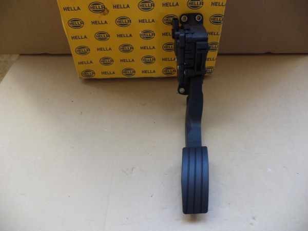 n°005 rotule suspension inferieur renault trafic e459520 neuve n°005 rotule suspension inferieur renault trafic e459520 neuve DPA86