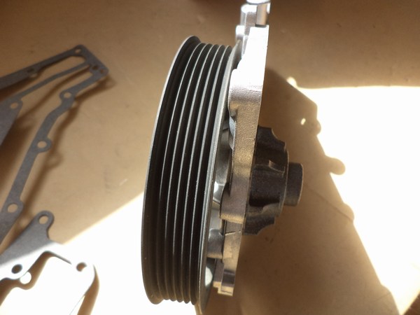n°bg11 pompe eau renault super 5 gt turbo bugatti neuve PA7709 DPA86