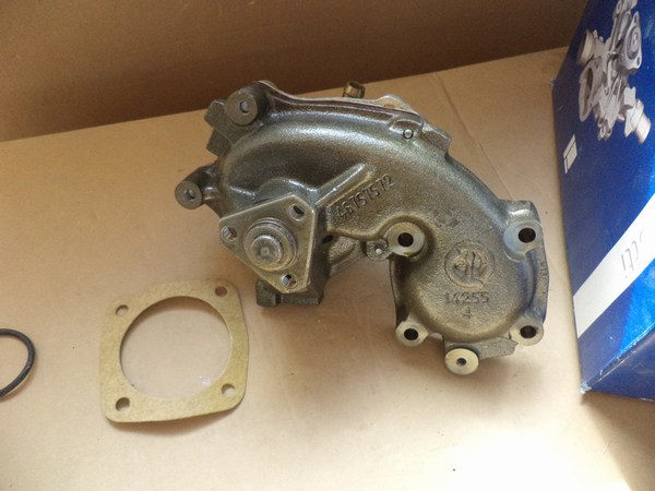 n°bg14 pompe eau FIAT punto palio strada 1.7 TD bugatti neuve PA5946 DPA86