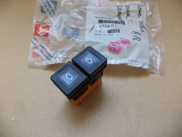 n°vch146 interrupteur vitre citroen xsara picasso 6554e1 neuf DPA86