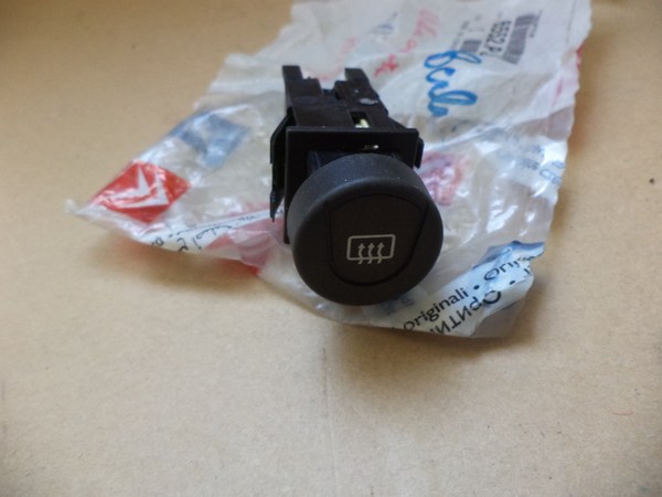 n°vch146 interrupteur vitre citroen xsara picasso 6554e1 neuf DPA86