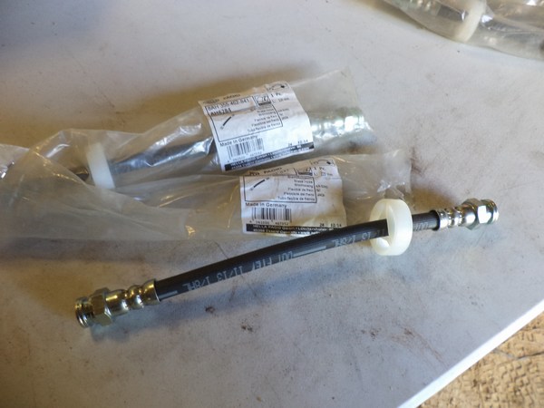 n°he718 2 x flexible frein ALFA ROMEO 145 146 164 8ah355461441 hella neuf DPA86