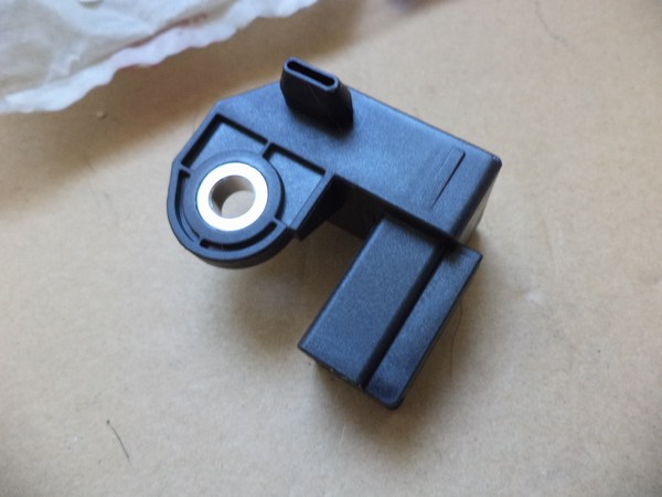 n°vch158 capteur airbag citroen C4 2008 2010 8216GH 9646768980 neuf DPA86