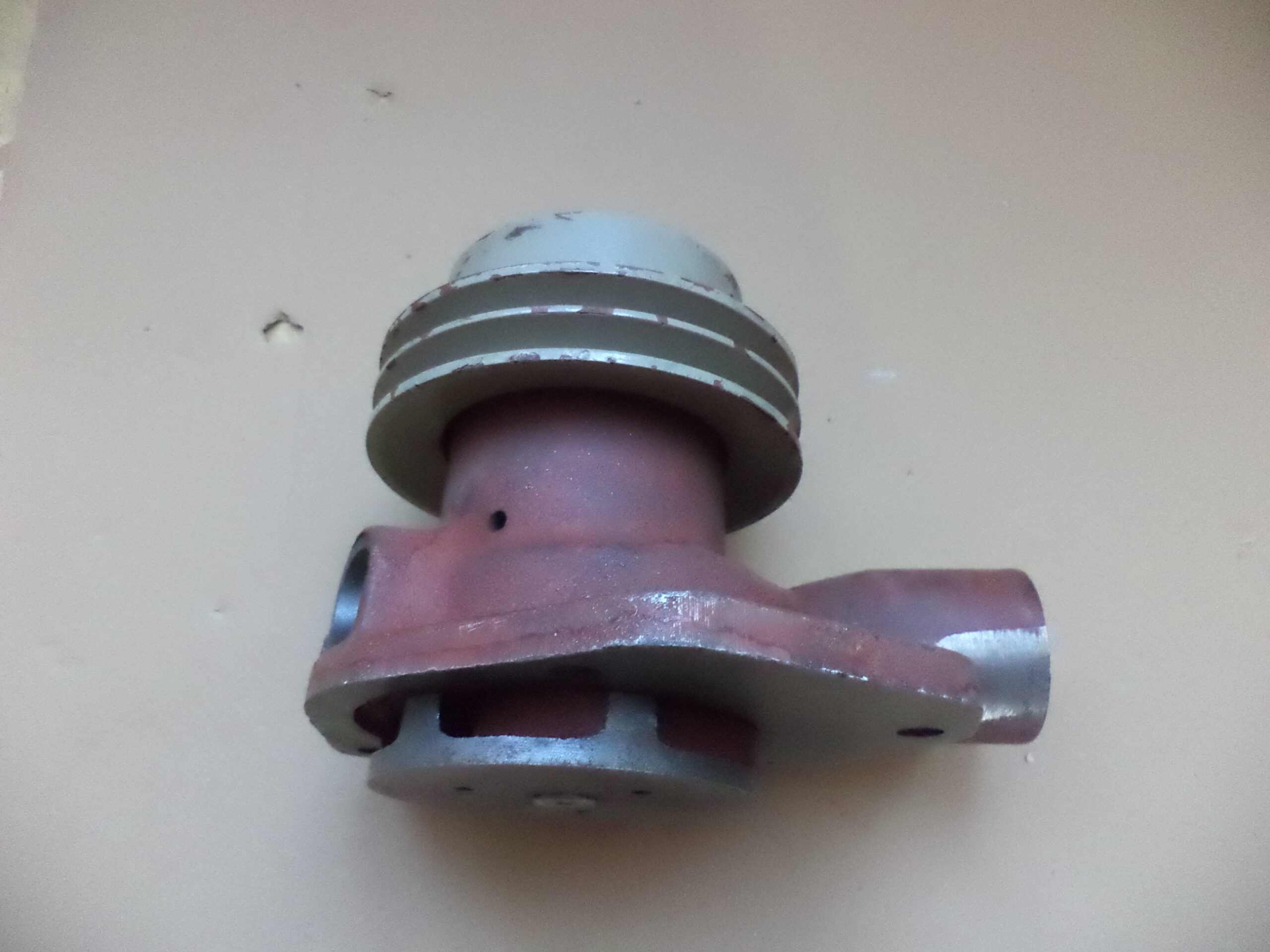 n°mc2 pompe eau tracteur zetor 84017529 neuve UR2 crystal DPA86