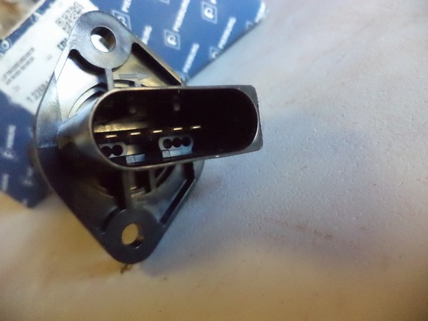 n°he731 debitmetre BMW e36 e38 e39 e46 e52 e53 mercedes r129 w140 w463 pierburg neuf DPA86