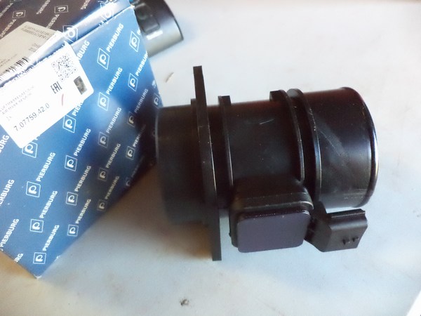 n°bg90 pompe eau renault laguna 2 megane 2 scenic 2 PA10051 bugatti neuve DPA86