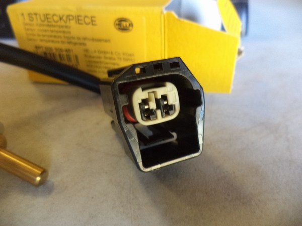 n°he741 sonde temperature volvo S40 V40 V70 C70 S70 S60 S80 xc90 6pt009309461 hella neuve DPA86