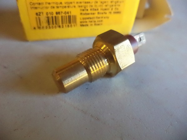 n°he747 Capteur Température citroen ax bx c15 peugeot 205 309 405 505 6zt010967041 hella neuf DPA86