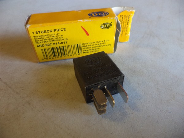 n°he748 Sonde de température AUDI a1 a2 a3 a4 a5 a6 a7 a8 q3 q5 q7 r8 6pt009309331 hella neuve DPA86